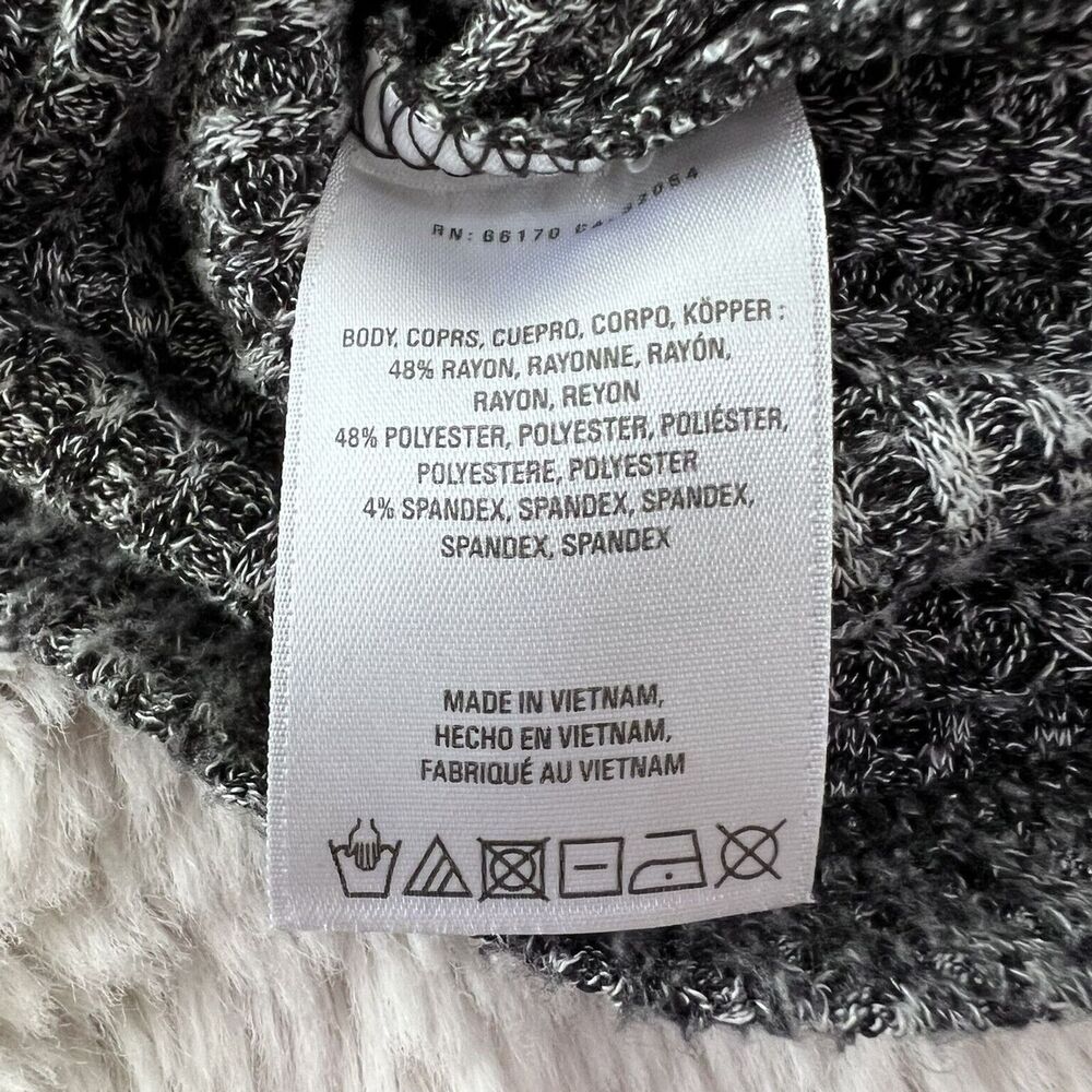 Anthropologie Akemi + Kin Waffle Knit Grey Wrap Top Woodruff Sweater Women's XS - Picture 8 of 10